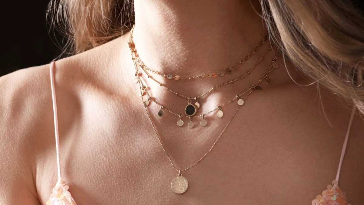 How to Style Your New Jewelry: A Complete Guide